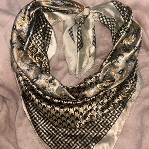 Elegant Paisley and Houndstooth Silk Scarf Bandana shirt